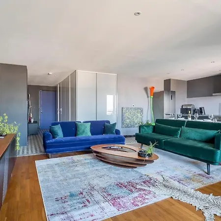 De L'observance - Vue Panoramique - 64m2 ليون
